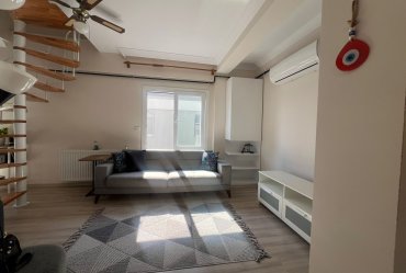 Urla Çeşmealtı'da Eşyalı Kiralık Daire